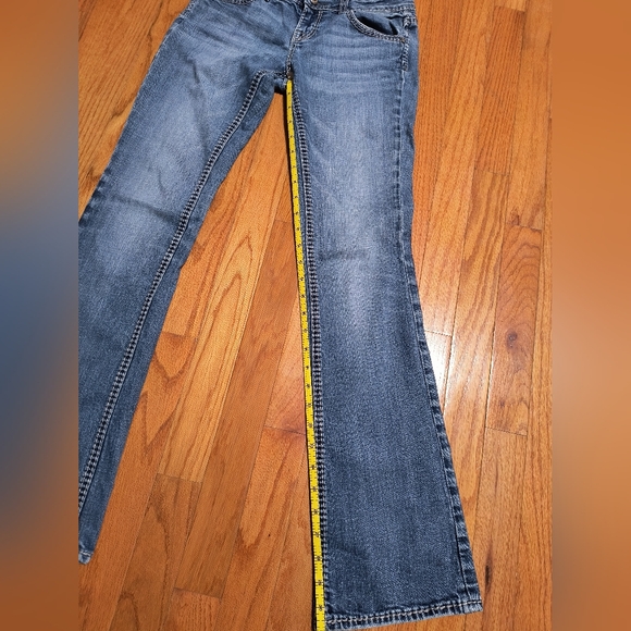 Vigoss Collection Fit/Boot cut jeans, women's size 1 - Picture 8 of 15